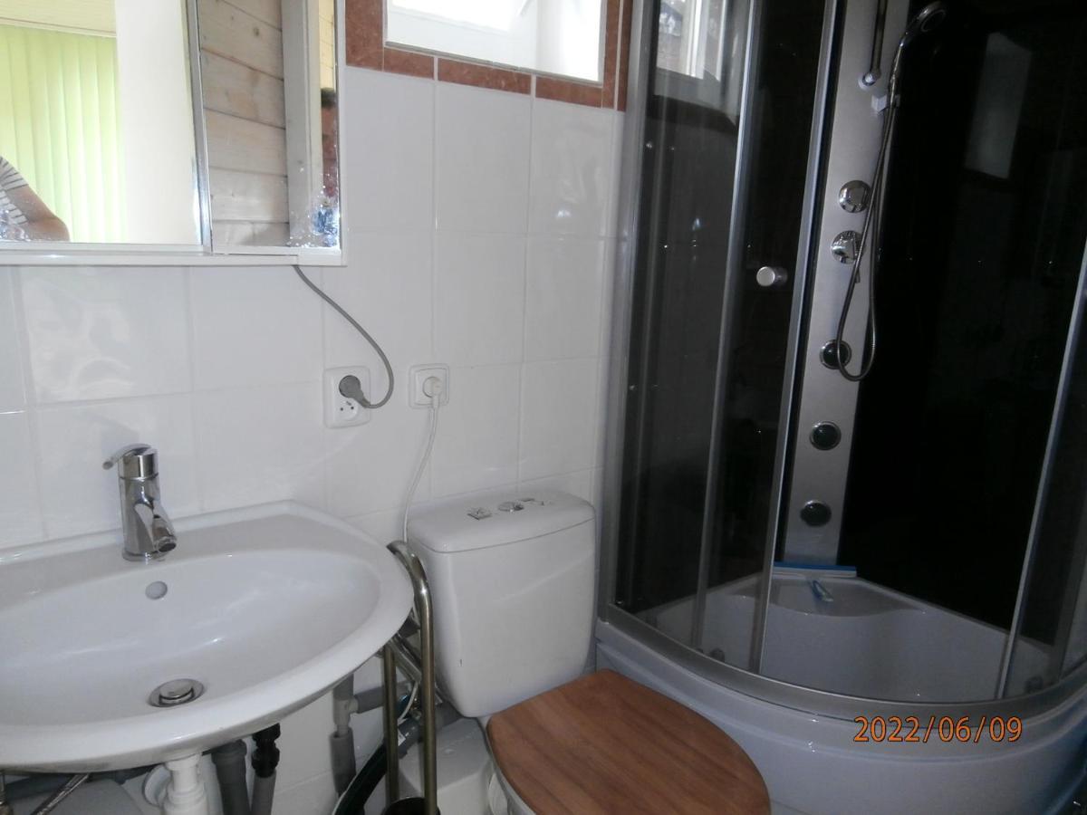 Rekreacni Chatka / Tiny House Apartment Frantiskovy Lazne Ngoại thất bức ảnh